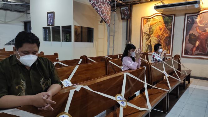 Pak Anton ,Natasha dan Ibu